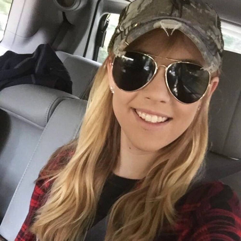 Meet your Posher, Carley